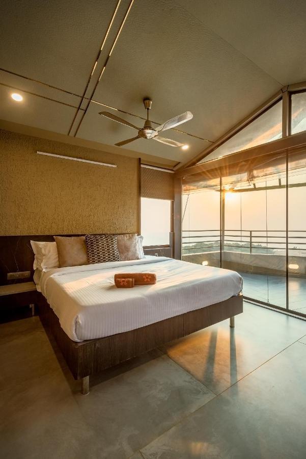 Saffronstays Heavone Trio, 로나발라 외부 사진